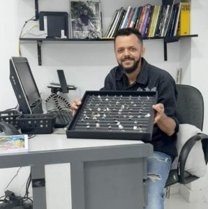 André especialista em joias e acessórios em prata - Customização e Personalização