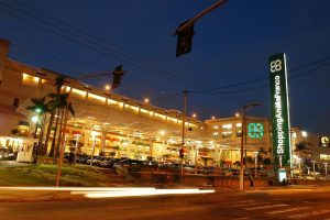 Taty - Especialista em alongamento de unha de gel na Vila Diva, Anália Franco, São Paulo - Salão Exclusive